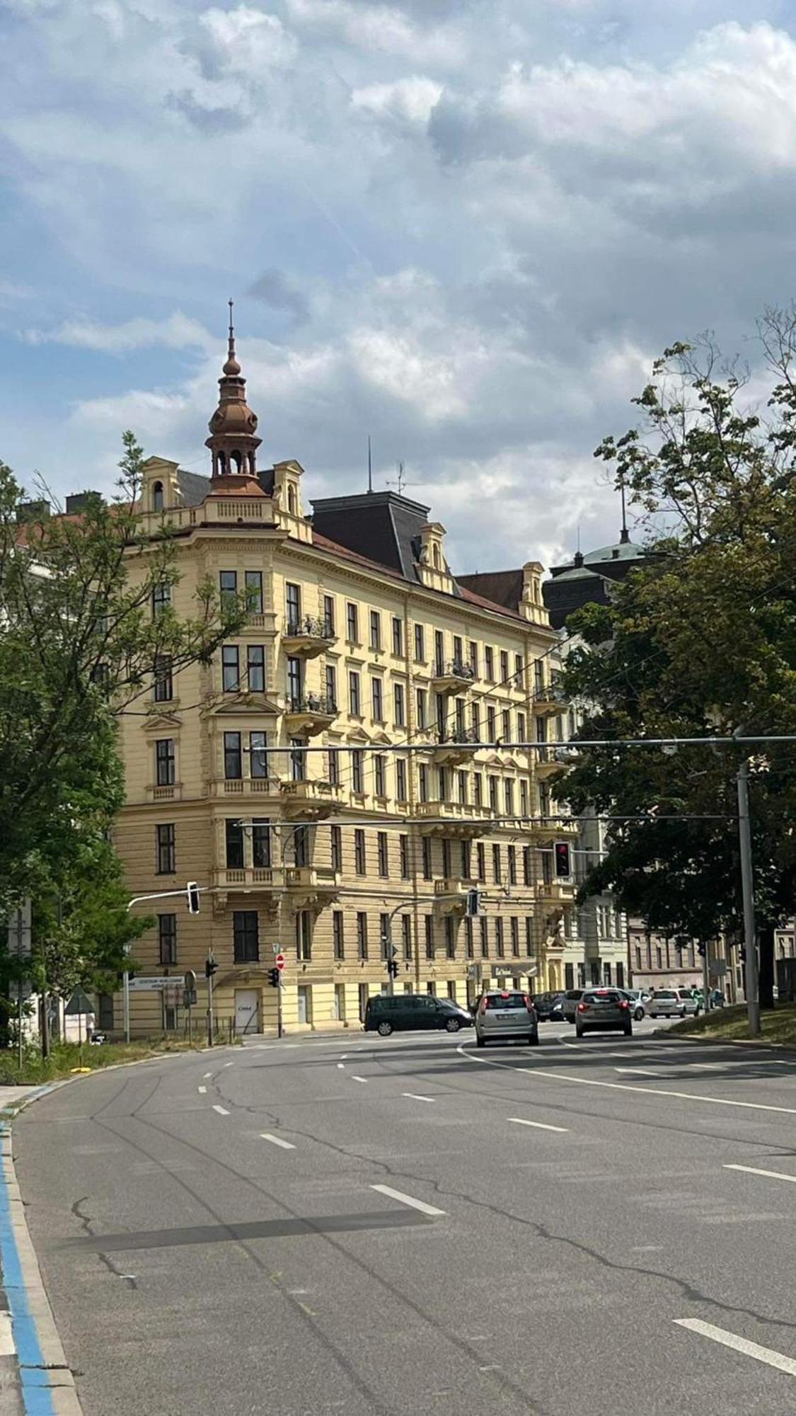 Comfort Place Brno, Bratislavska Zewnętrze zdjęcie